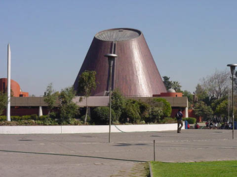 Logo Universidad de Chile - Facultad de Arquitectura y Urbanismo