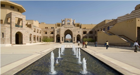 Logo The American University in Cairo - AUC School of Business