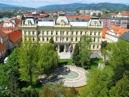 Logo University of Maribor