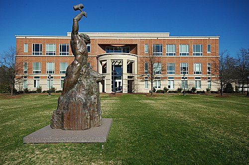 Logo University of North Carolina at Charlotte