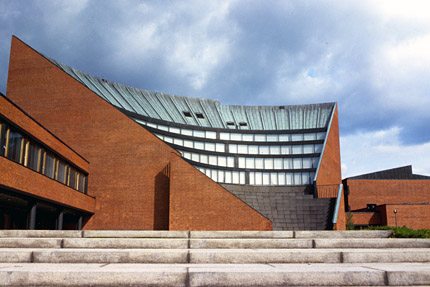 Logo Aalto University - School of Business