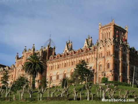 Logo Universidad Pontificia Comillas - ICADE Business School