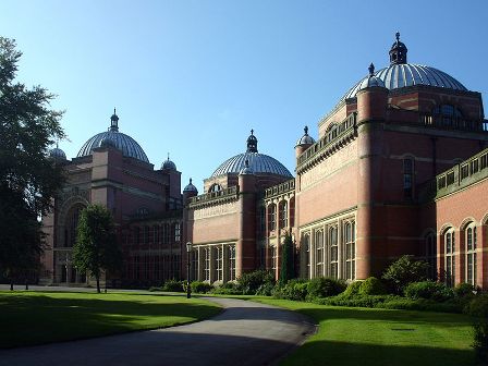 Logo University of Birmingham - Birmingham Business School 